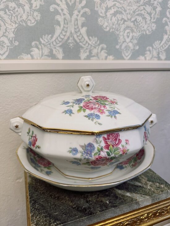 Terīne ar apakšķīvi