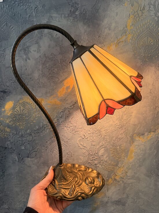 Tiffany- Izliektā tulpe