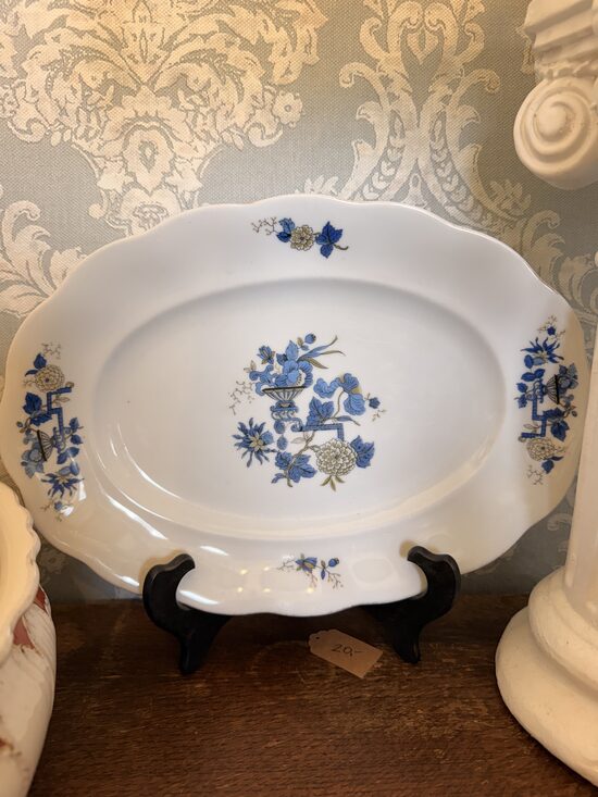 Servējamais šķīvis