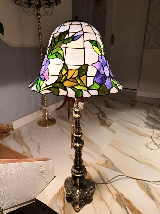 Tiffany - Violetais zvaniņš