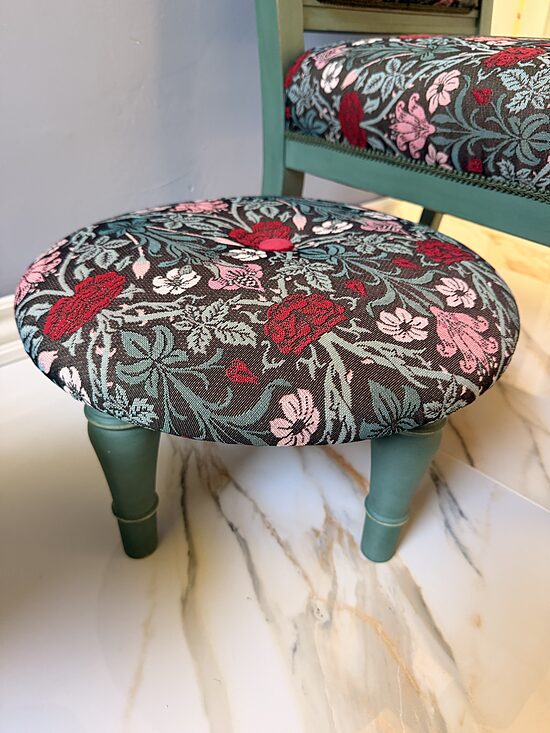 Pufiks- Gobelēna William Morris